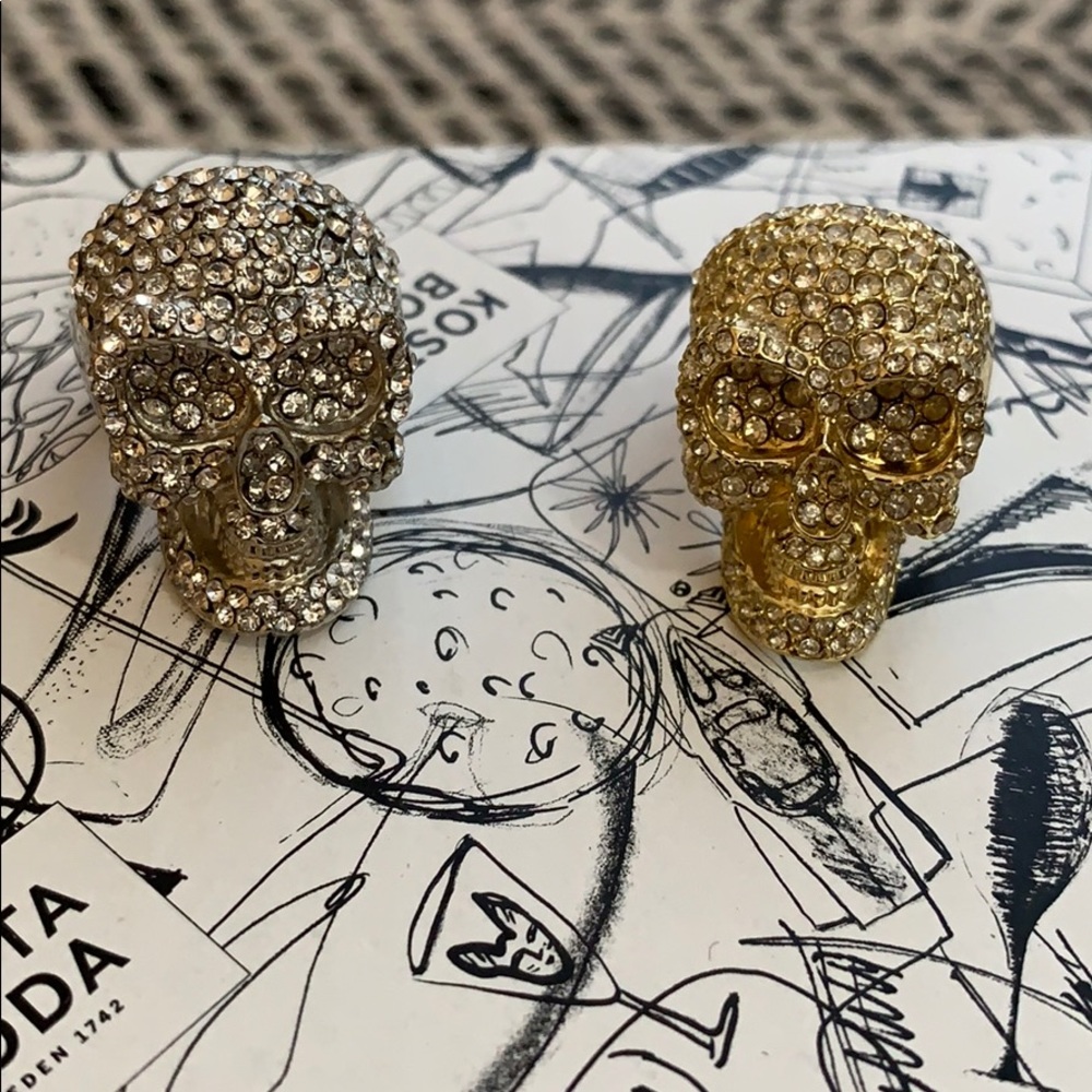Faux Diamond Skull Rings